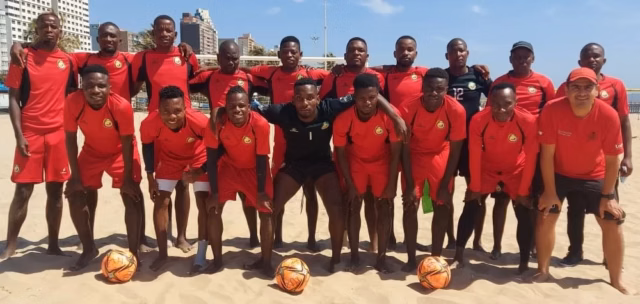Selecao-de-futebol-de-praia-se-prepara-para-duelo-decisivo.avif.avif